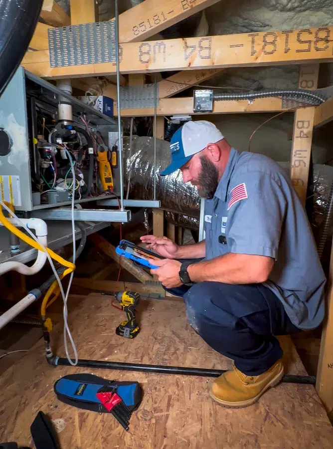 Goettl's tech completing furnace maintenance – Prescott Valley AZ