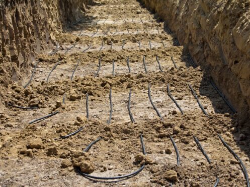 Geothermal heating system underground loops